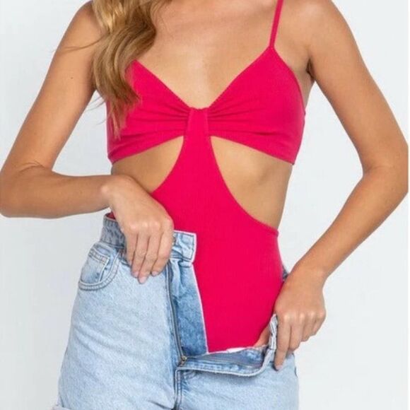 Active Basic Tops - Fuchsia Bow Detail Side Cut Cami Bodysuit  (2) 5101S  NWT Boutique